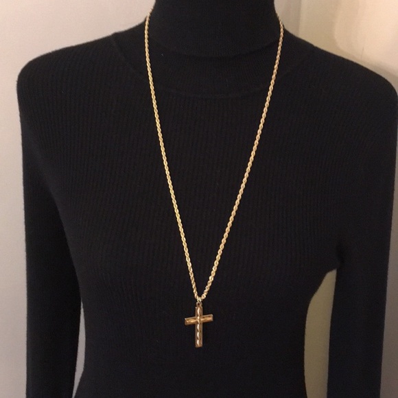 14kt Gold Plated Diamond Cut Rope Chain & Cross - Picture 15 of 16